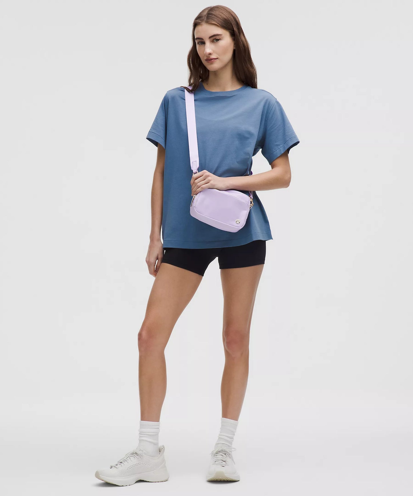 Everywhere Crossbody Bag 2L Metal Hardware