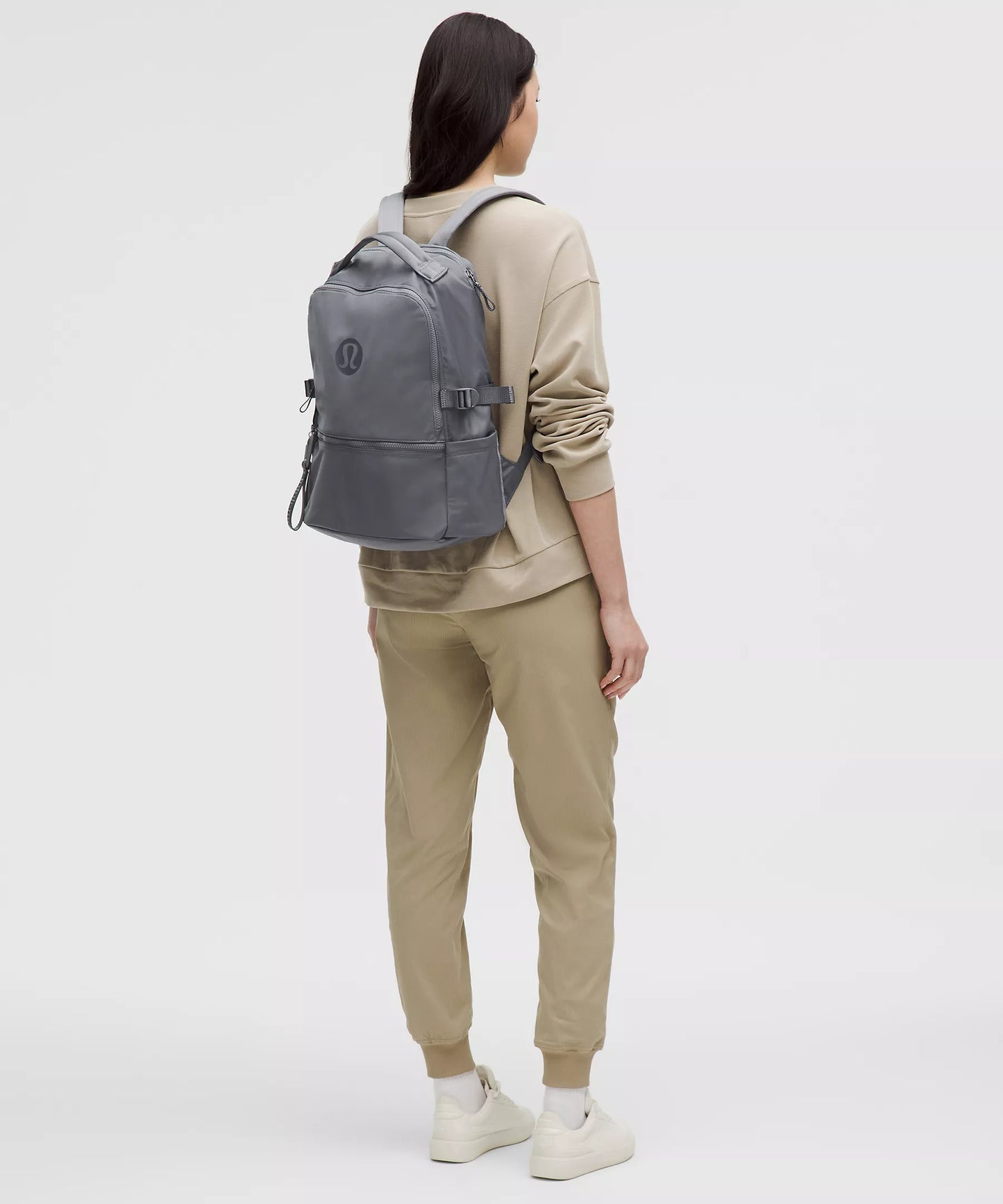 New Crew Backpack 22L Logo