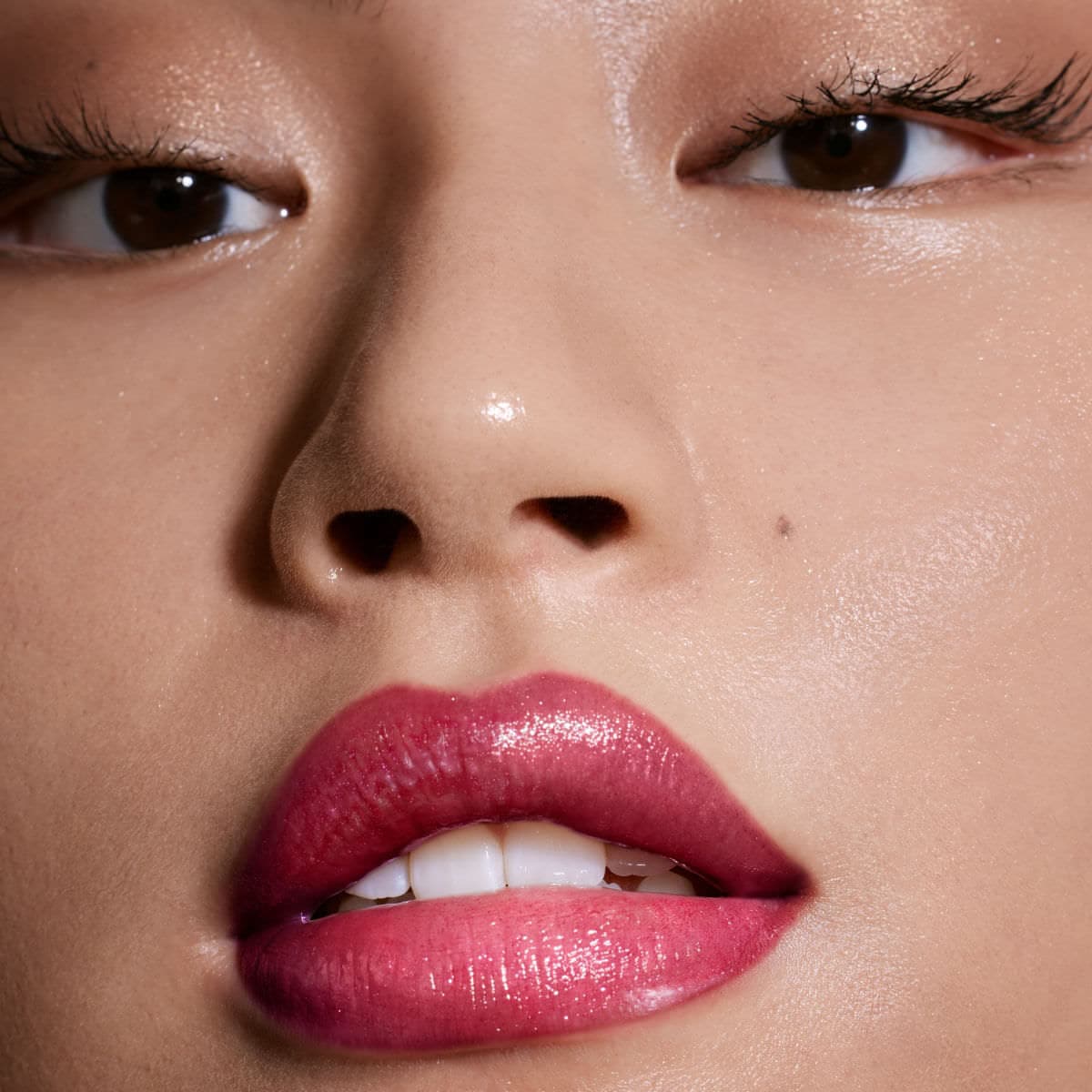 Gloss Bomb Universal Lip Luminizer