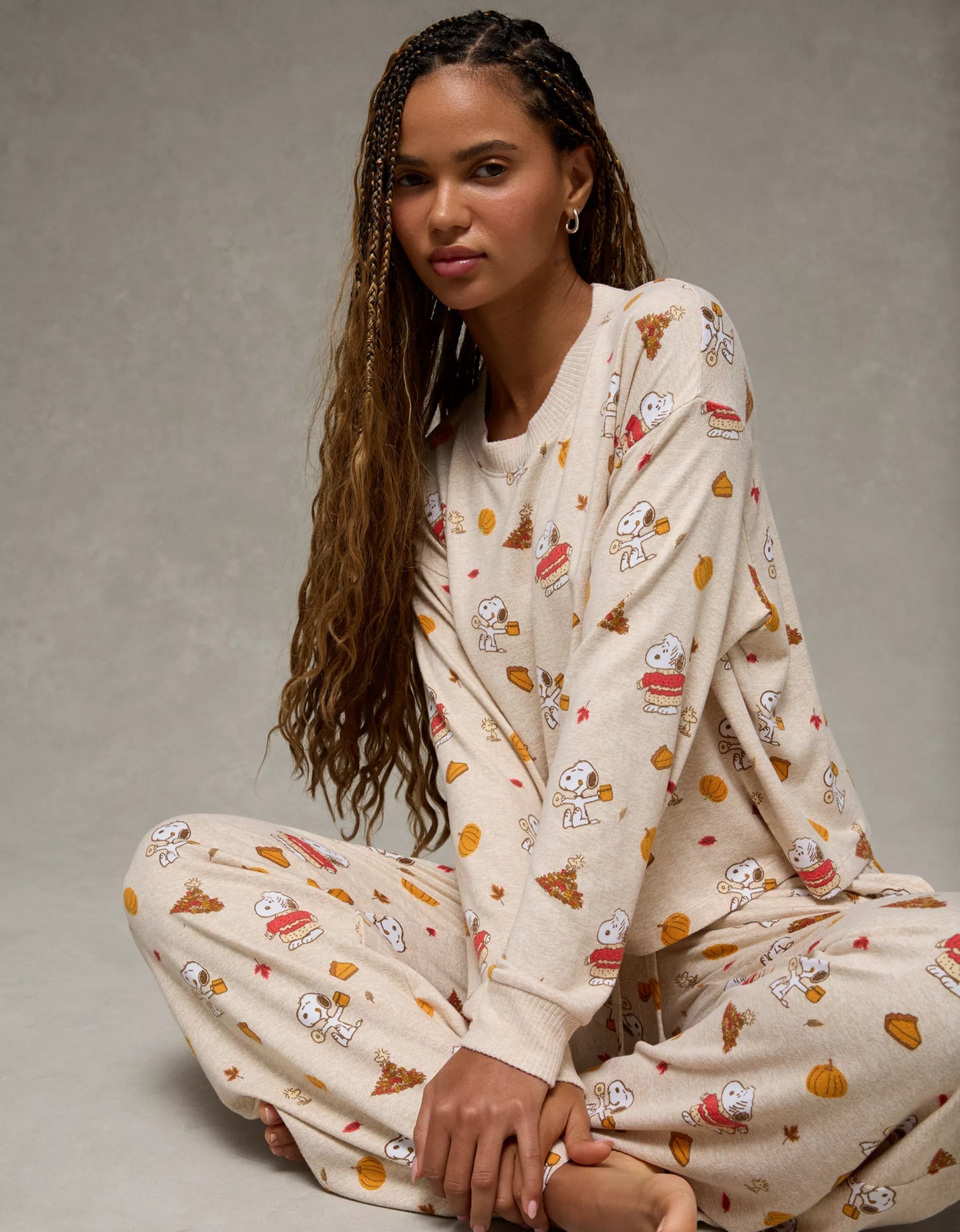 AE Luxe Plush Snoopy Fall Long-Sleeve & Pant Pijama Set