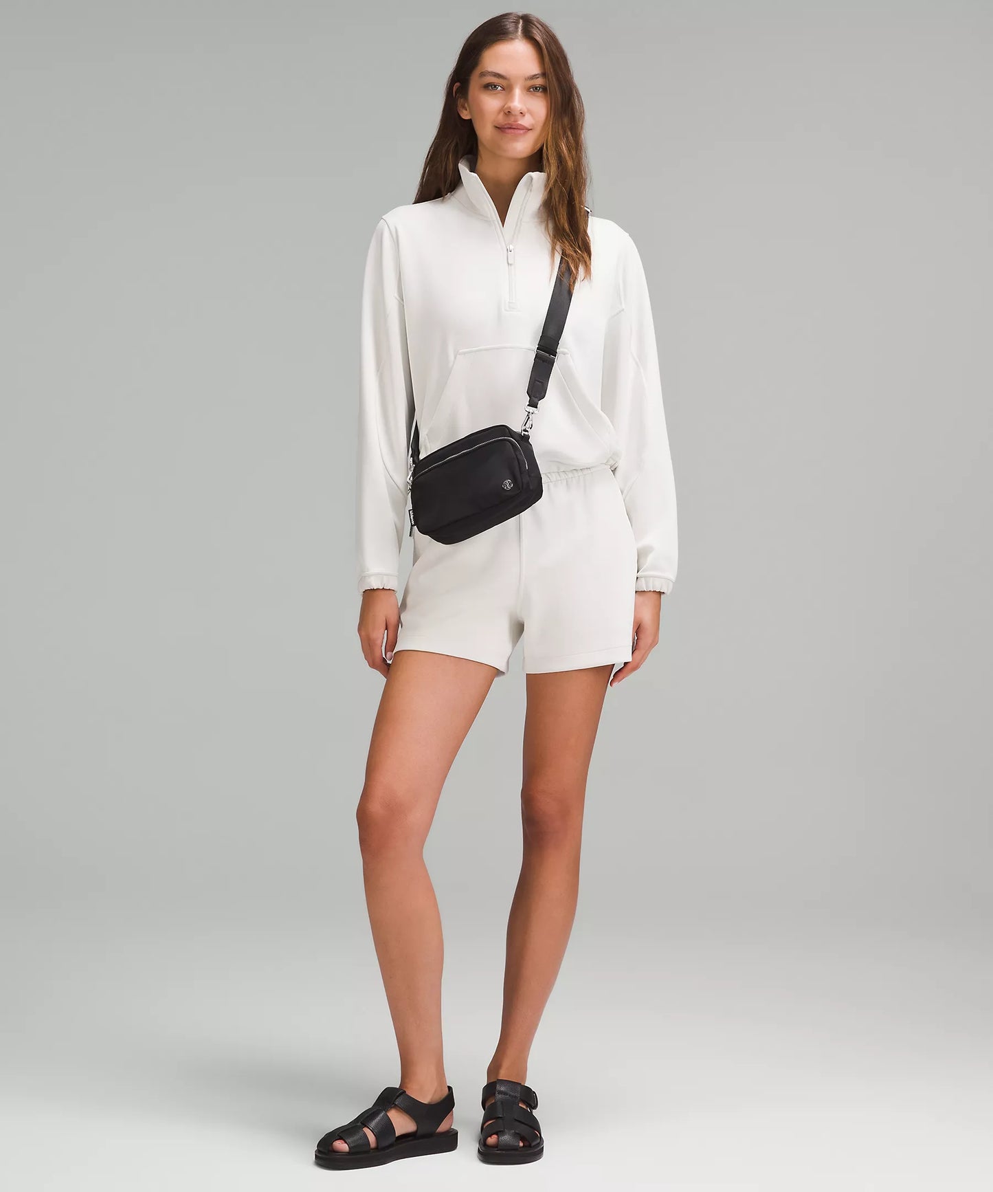 Everywhere Crossbody Bag 2L Metal Hardware