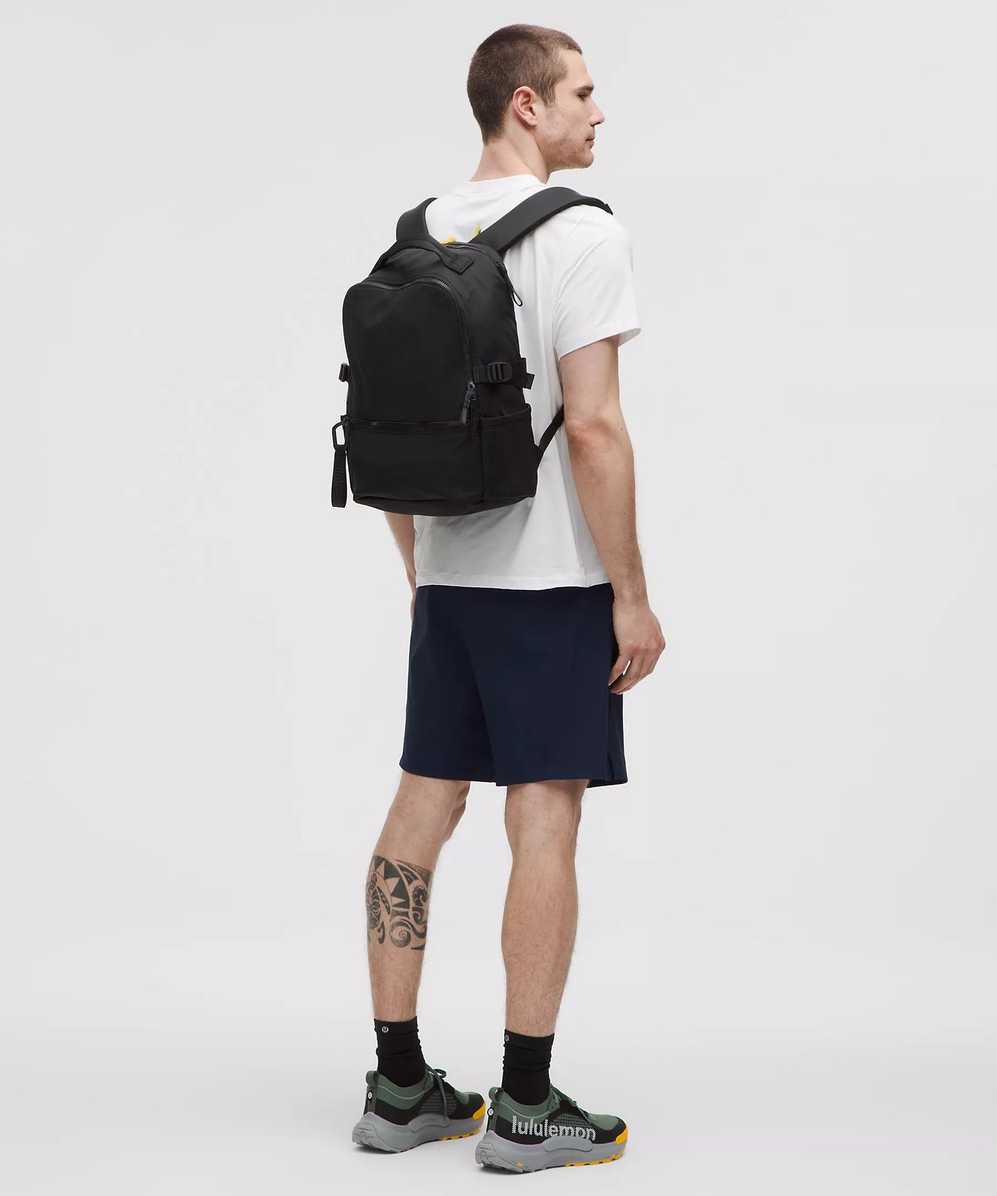 New Crew Backpack 22L Logo