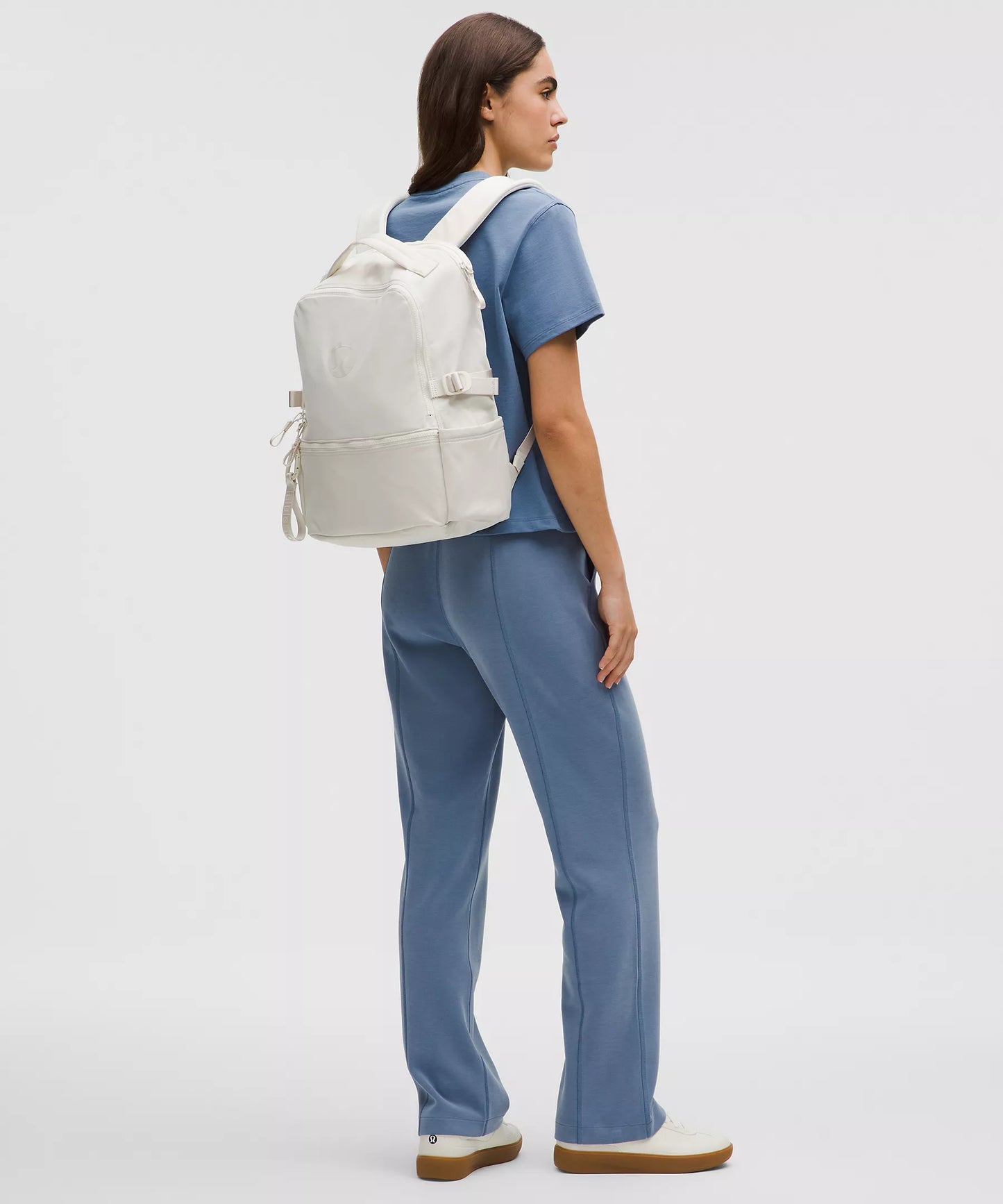 New Crew Backpack 22L Logo