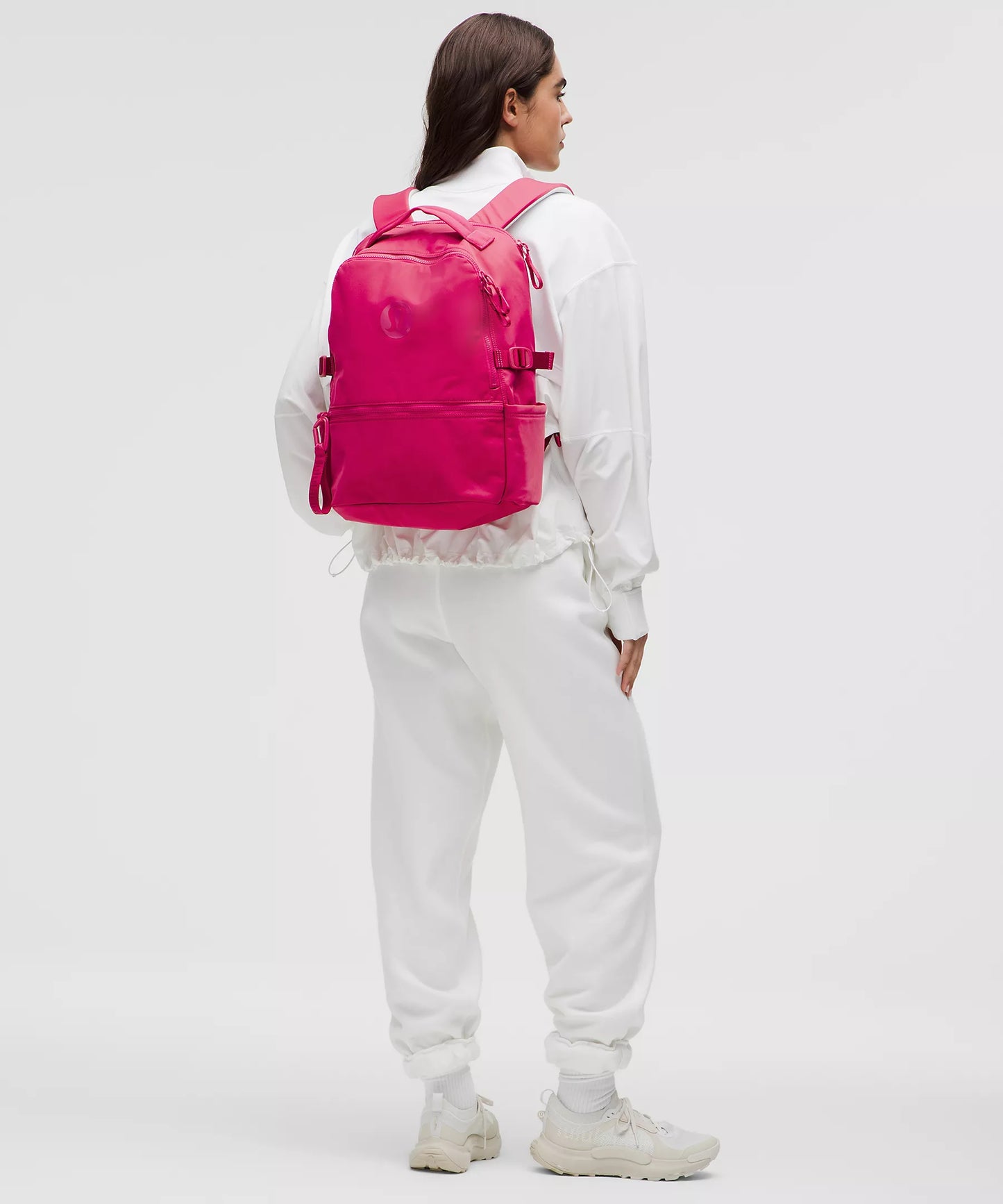 New Crew Backpack 22L Logo