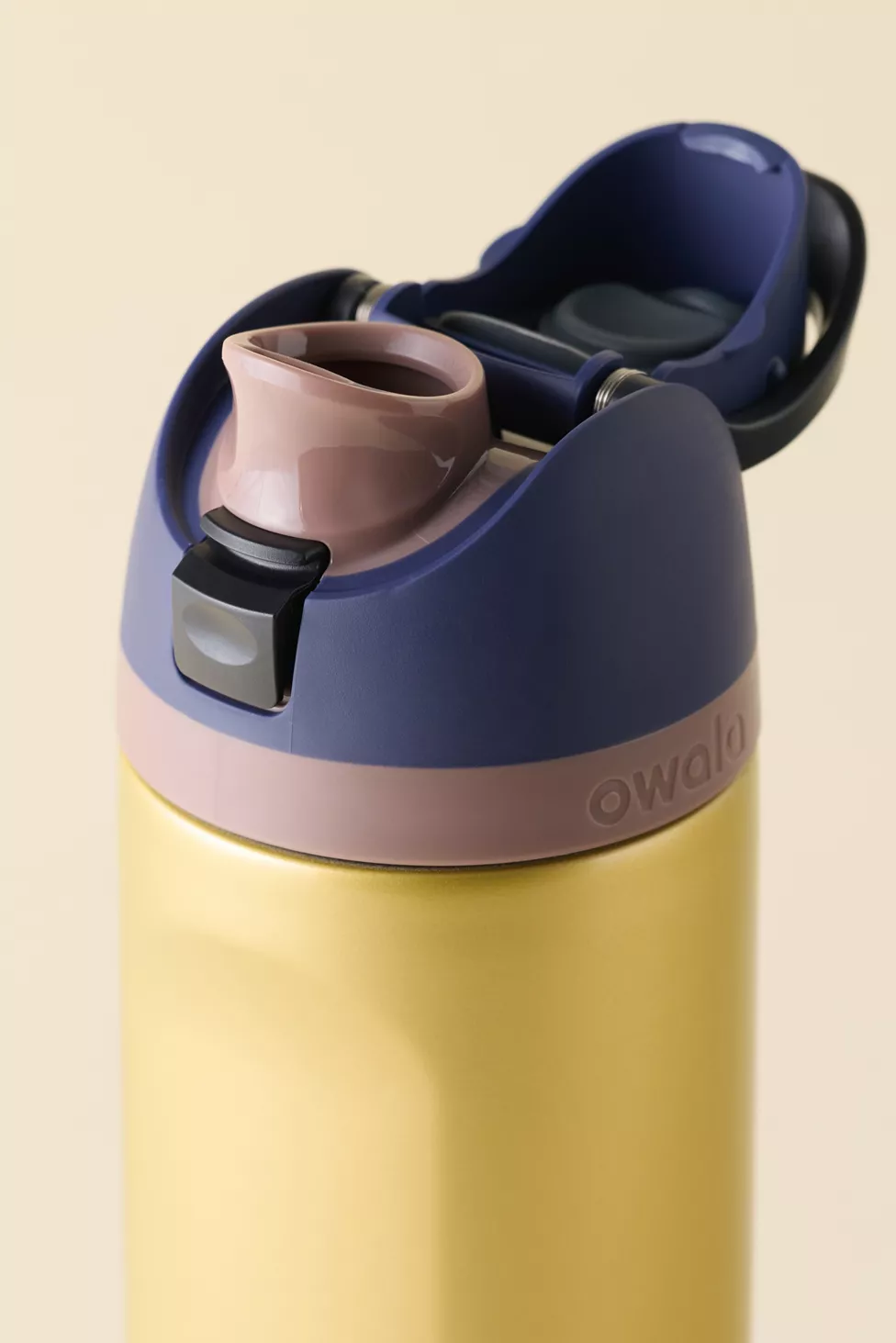 Owala FreeSip 24 oz Water Bottle