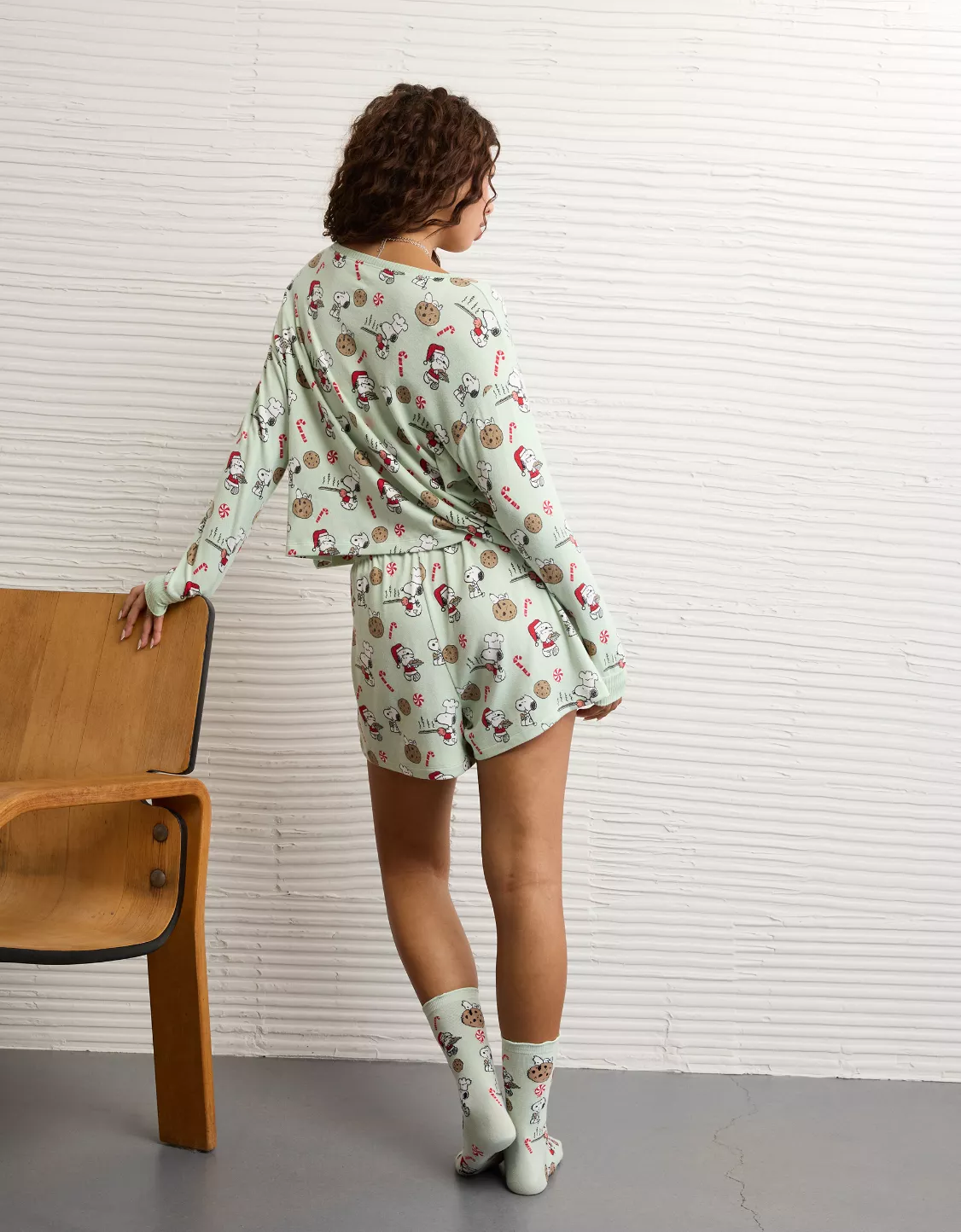 AE Luxe Plush Snoopy Holiday PJ Set