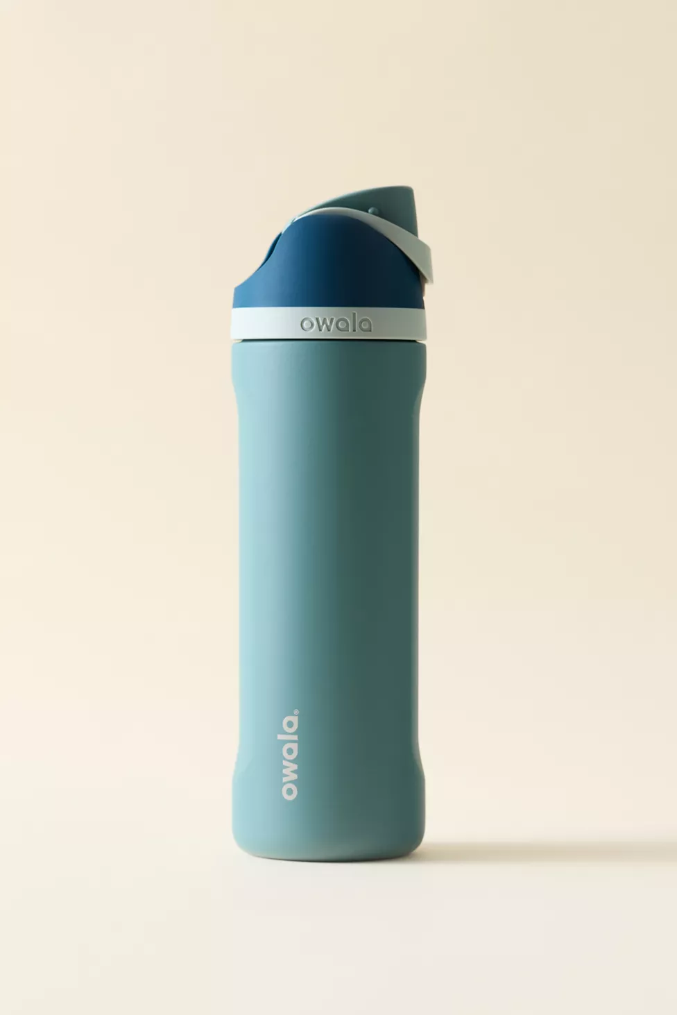 Owala FreeSip 24 oz Water Bottle