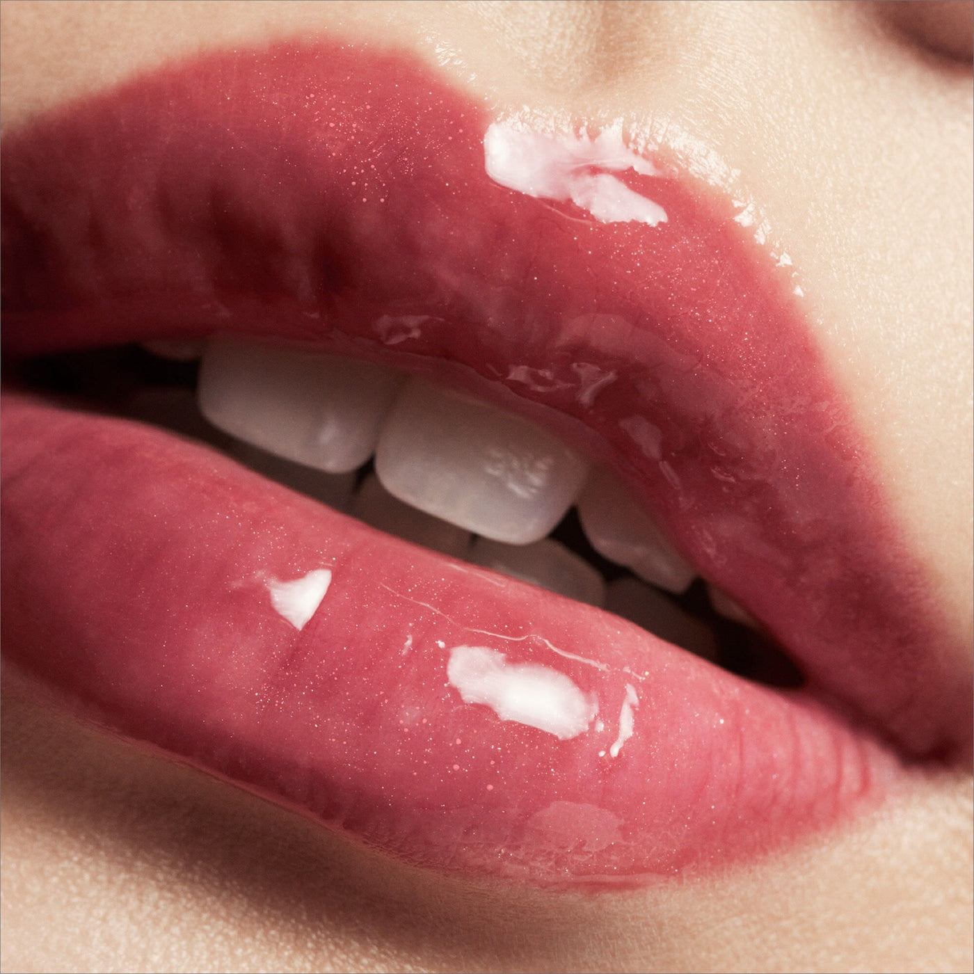 Gloss Bomb Universal Lip Luminizer